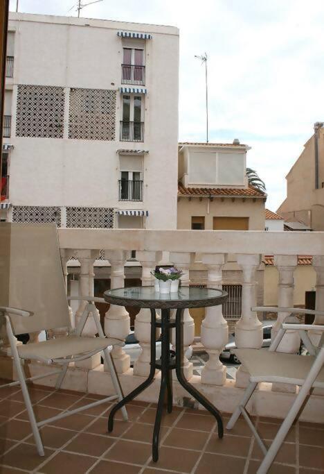Beachside Apartment In The Centre Of El Campello Kültér fotó